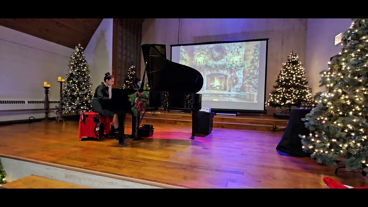 Holly Night, Winter Piano Concert 2025- wyk. Anabell K.