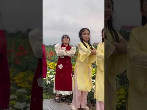 Chơi tết vui phết - Đào Nguyễn Ánh, Huyền Diệu..