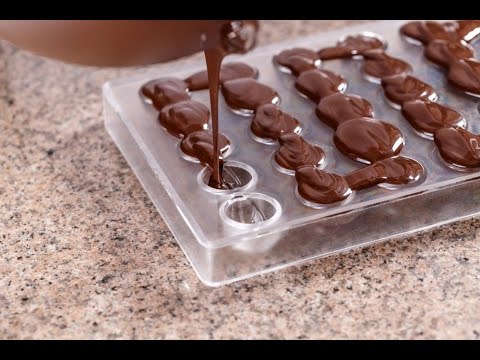 molding chocolate