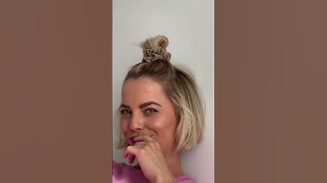 Short and sassy waves are the autumn aesthetic we are loving. Created with the Wave Secret Air.