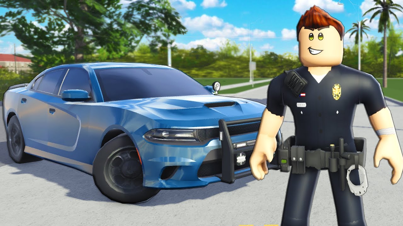 I Chased Suspects with a Charger Police Car in Roblox Southwest Florida ...