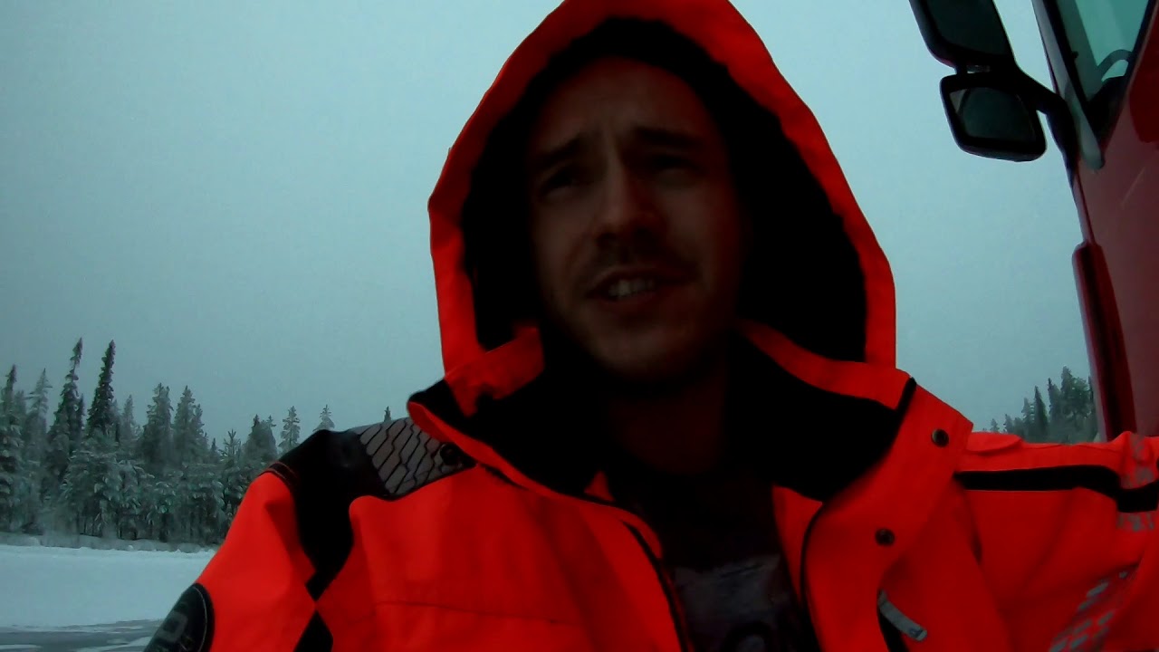 Тестирование шипованной резины. И сам процесс шиповки. - YouTube