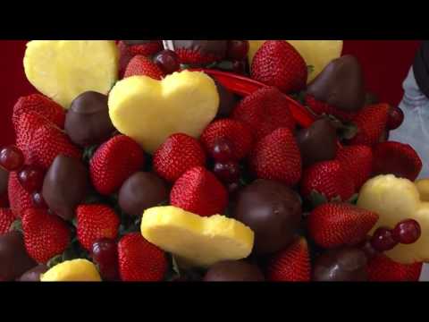 Paid Content by Edible Arrangements – Valentine's Day Edible Arrangements