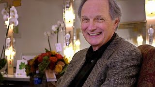 Alan Alda Lets His Parkinson’s Tremor Loose for the Camera