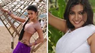 Aunty Bathing Hot Video List 8