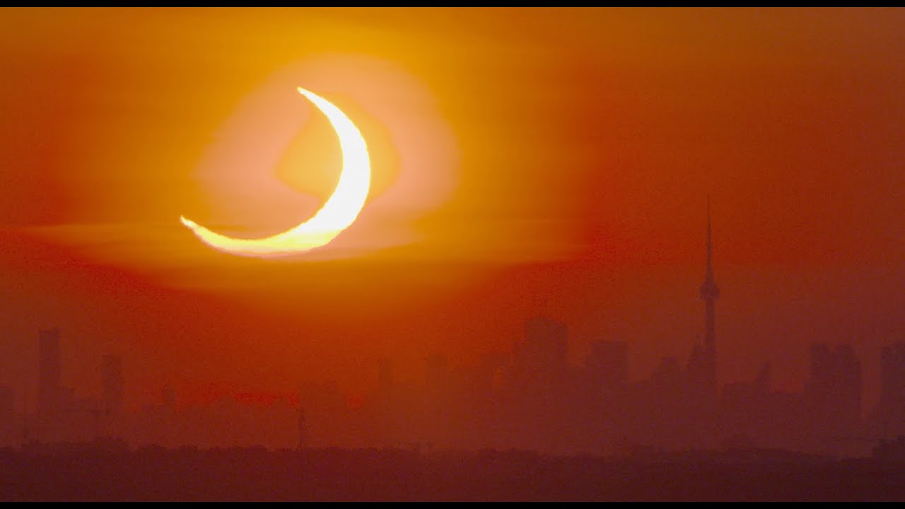 Eclipse Toronto : Time-lapse (June 10, 2021) - YouTube