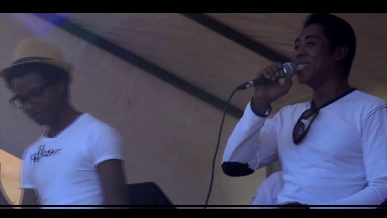 r'Zalà ::Ndeha Rahavako:: (Blue Bay, 2016)