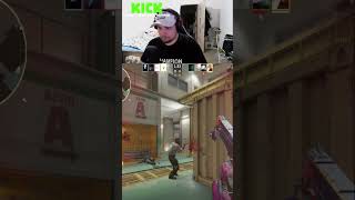 Dostal dobrou 😭 #csgo #cs2luckydrop #giveaways #cs2knife #gaming #1vs1 #kick #valorant