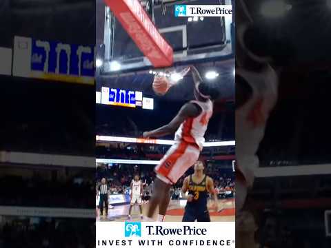 ONE HANDED HAMMER 🤯 #syracusebasketball #syracuse #cuse #accbasketball #syracuseorange #sports