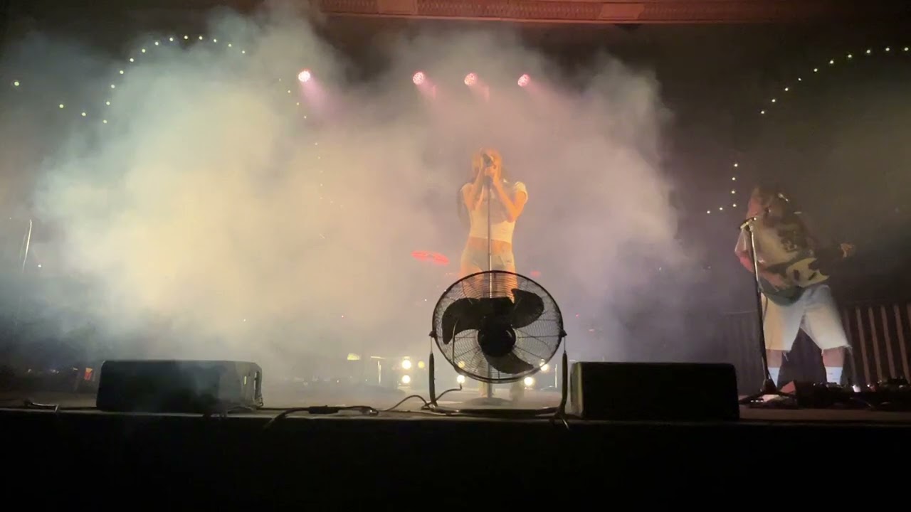 Wet Leg - Liquidize - Dec 11, 2025 - Crystal Ballroom - Portland, OR