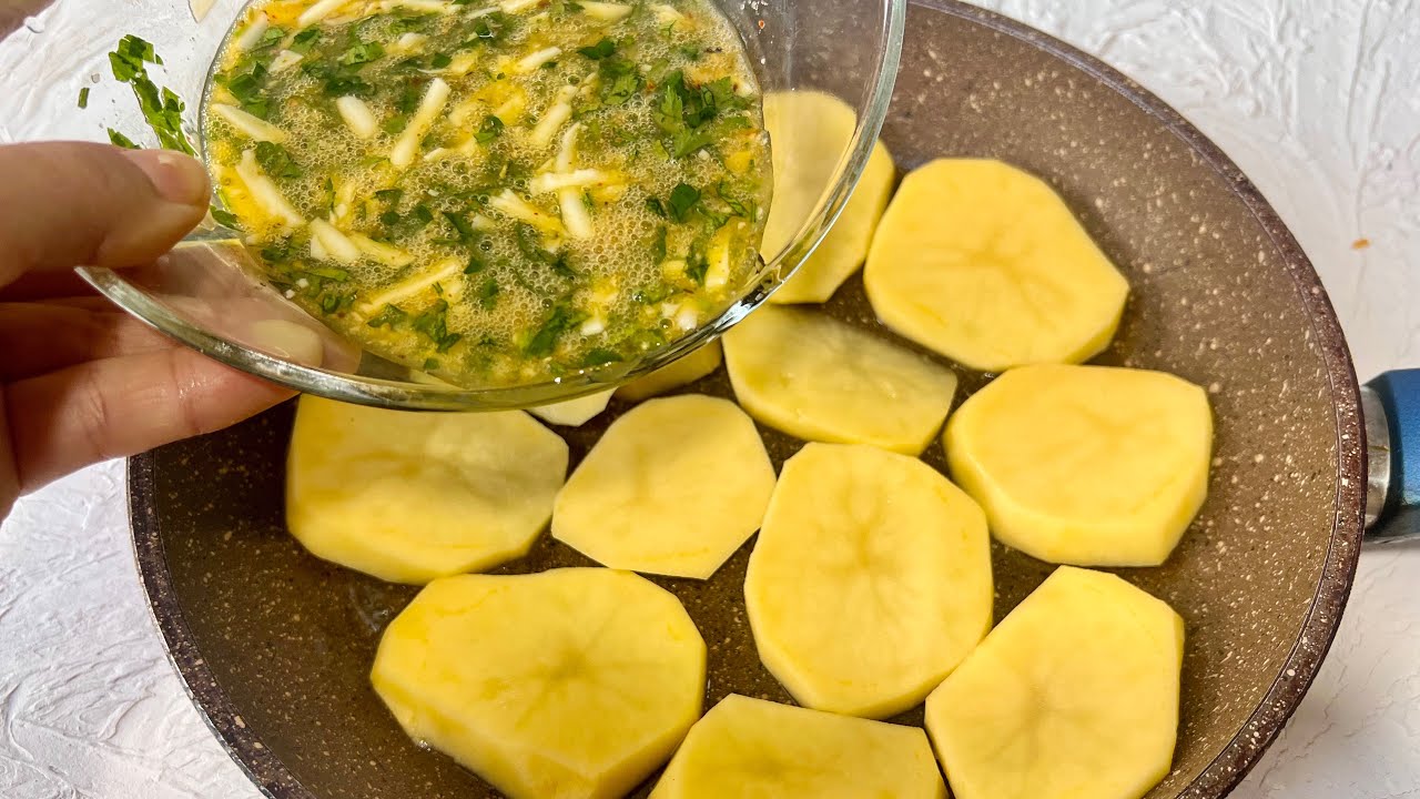 PATATES VE YUMURTAYLA 10 DAKİKADA KOLAY PRATİK KAHVALTILIK TARİF Patatesli Yumurta Nasıl Yapılır ? PATATES VE YUMURTAYLA 10 DAKİKADA KOLAY PRATİK KAHVALTILIK TARİF Patatesli Yumurta Nasıl Yapılır ?