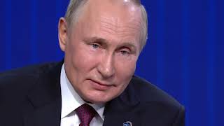 Владимир Путин: Россия не откажется от исторического наследия СССР и царской империи