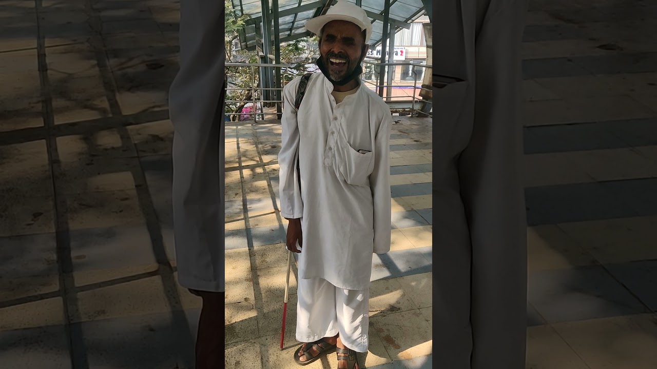Blind Man Singing In Mumbai Local YouTube Blind Man Singing In Mumbai Local YouTube