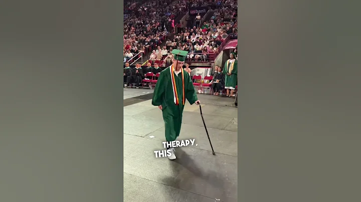 He did the impossible at his graduation 👏