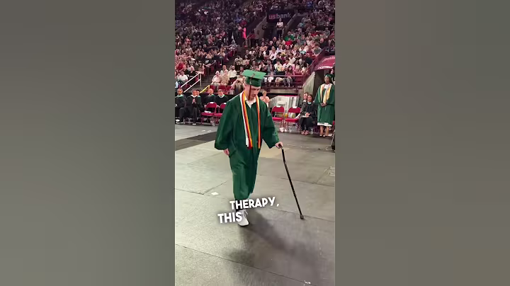 He did the impossible at his graduation 👏