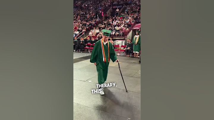 He did the impossible at his graduation 👏