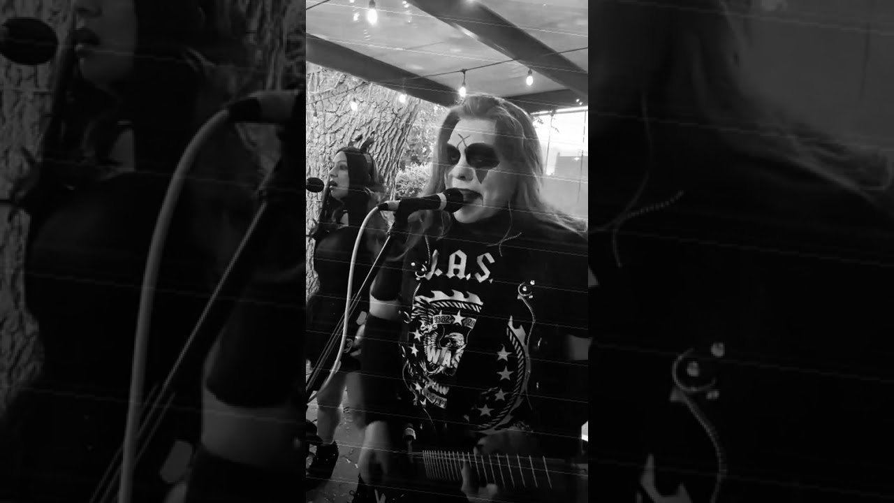 Hell's Circus   Animal (F_ck Like a Beast)