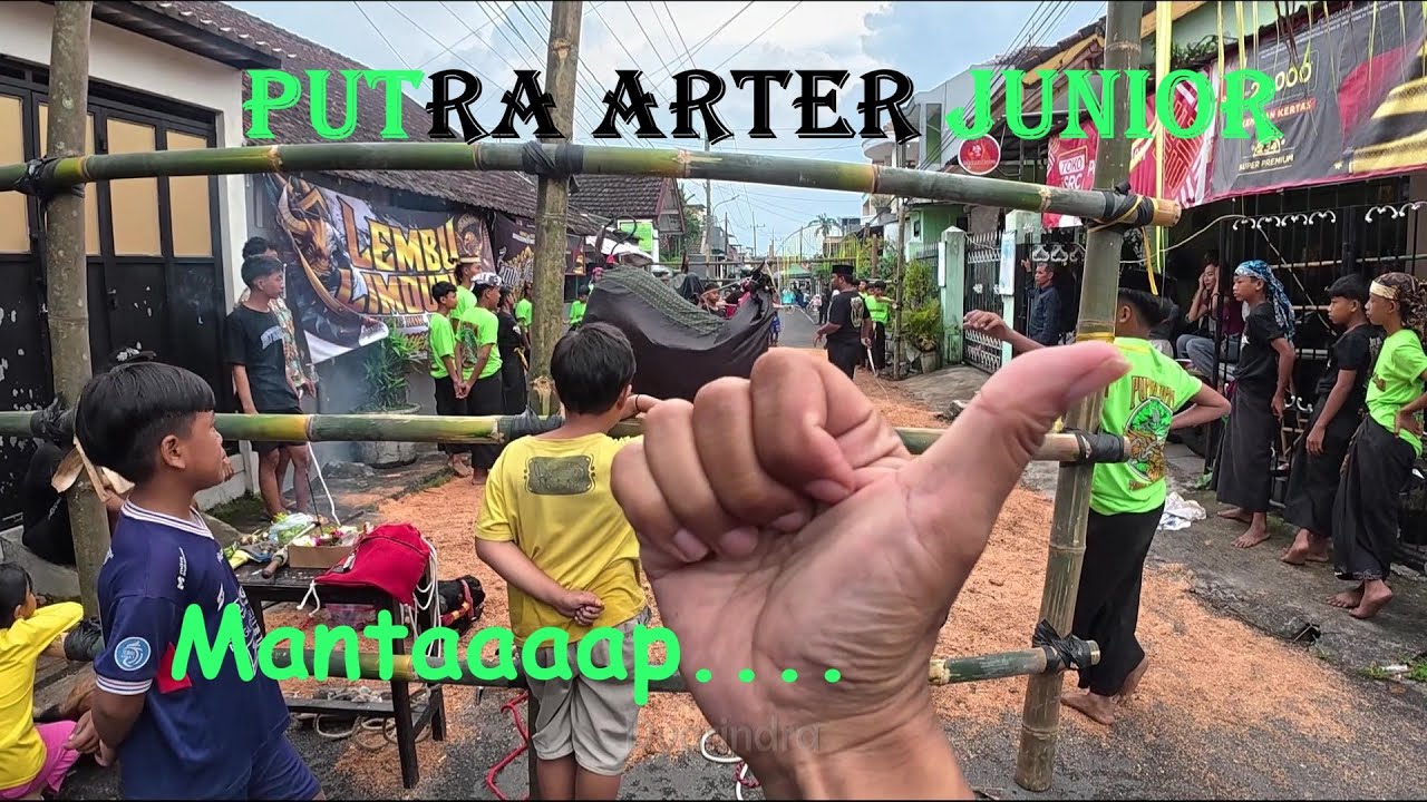 Mberot bareng bantengan Putra Arter Junior full kalapan