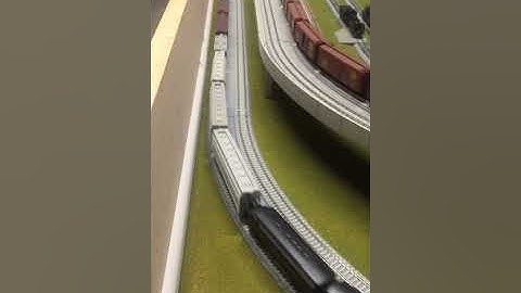 Second Kato N-Scale Layout Video Part 4-V13 and V16 on 4