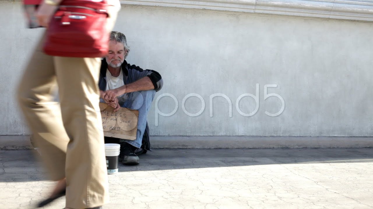 Homeless Man With Sign Asking For Money. Stock Footage