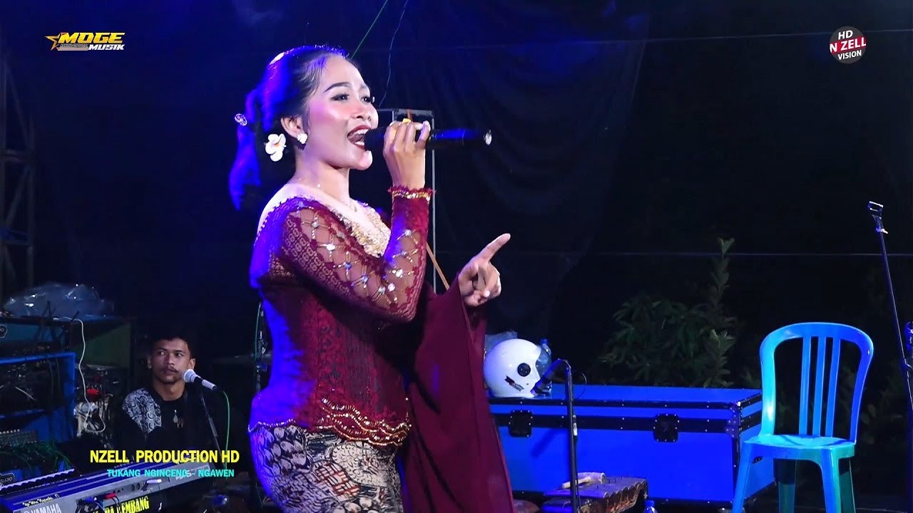 PACOBANING  URIP  ||  YETI  APRILIA  ||  MONICHA  CAMPURSARI