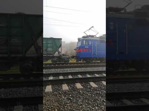 Электровоз ВЛ80 железная