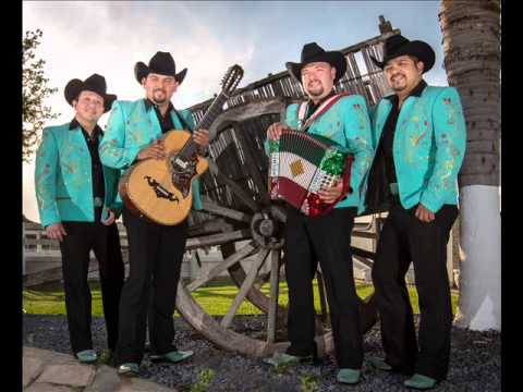 在 YouTube 上觀看「Escuchame Al Teléfono Los Viejones De Linares」