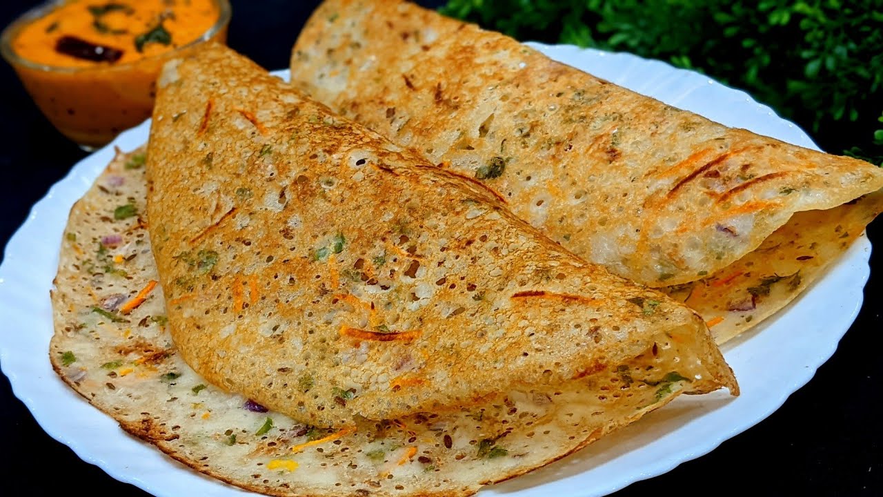 जब भी गर्मियों मे खाना बनाने का मन न हो तो बस पानी मे घोलो और बना लो एकदम क्रिस्पी और टेस्टी डोसा |