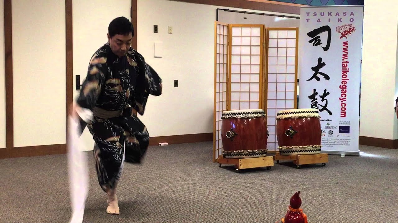 Master Japanese Shamisen Player Tatsu Aoki and Master Dancer YouTube