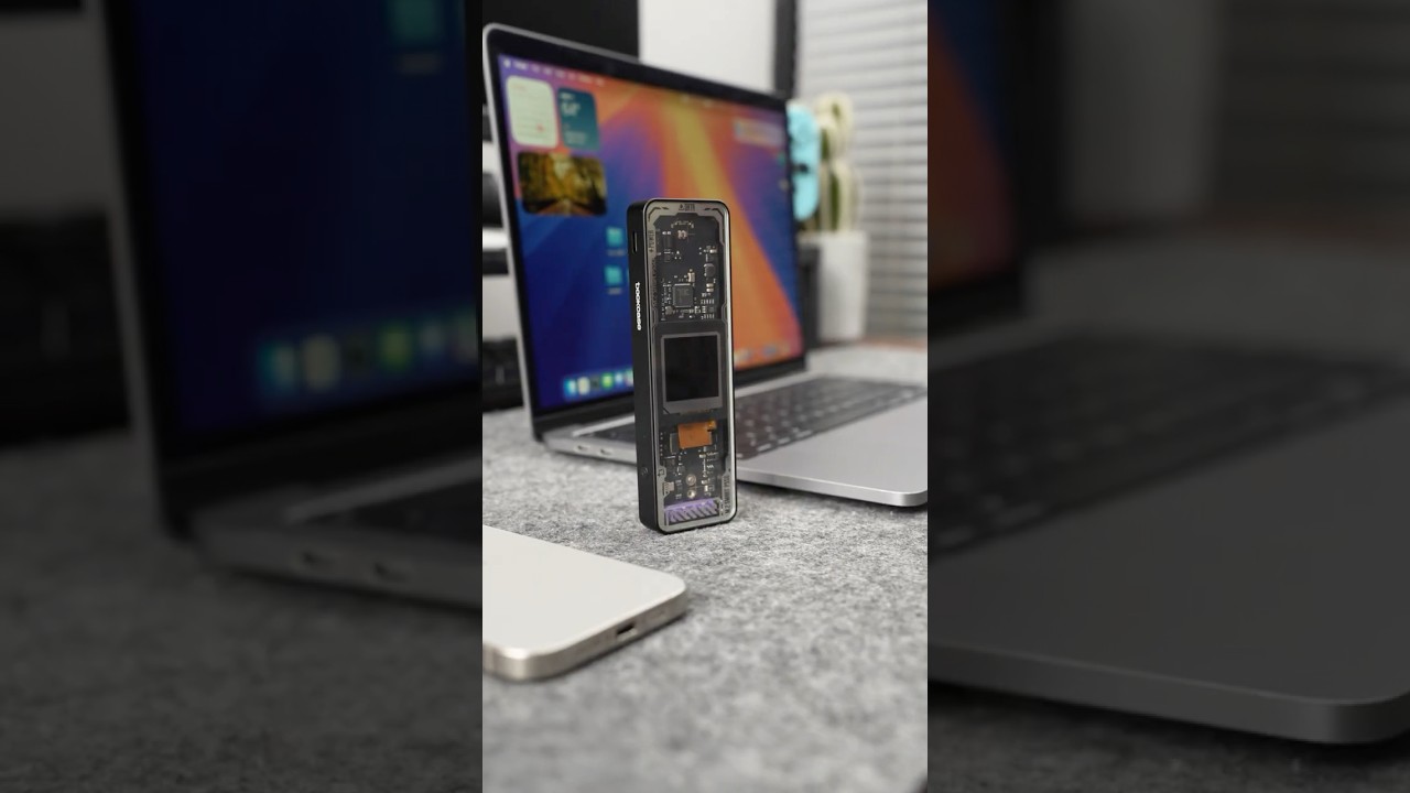 Your MacBook deserves storage that looks this good. 😍 