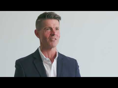 How I Created My Brand & Voice as a Speaker
