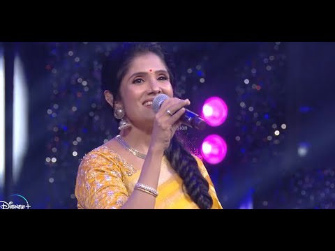 Anuradha Srirams Live Performance of Karu Karu Karupayi  SSS10  Episode Preview