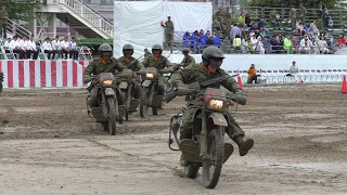 2017 第3師団・千僧駐屯地創立記念行事 前日行事ダイジェスト１ / 陸軍分列行進曲 堂々と観閲行進 オートバイドリル 格闘展示