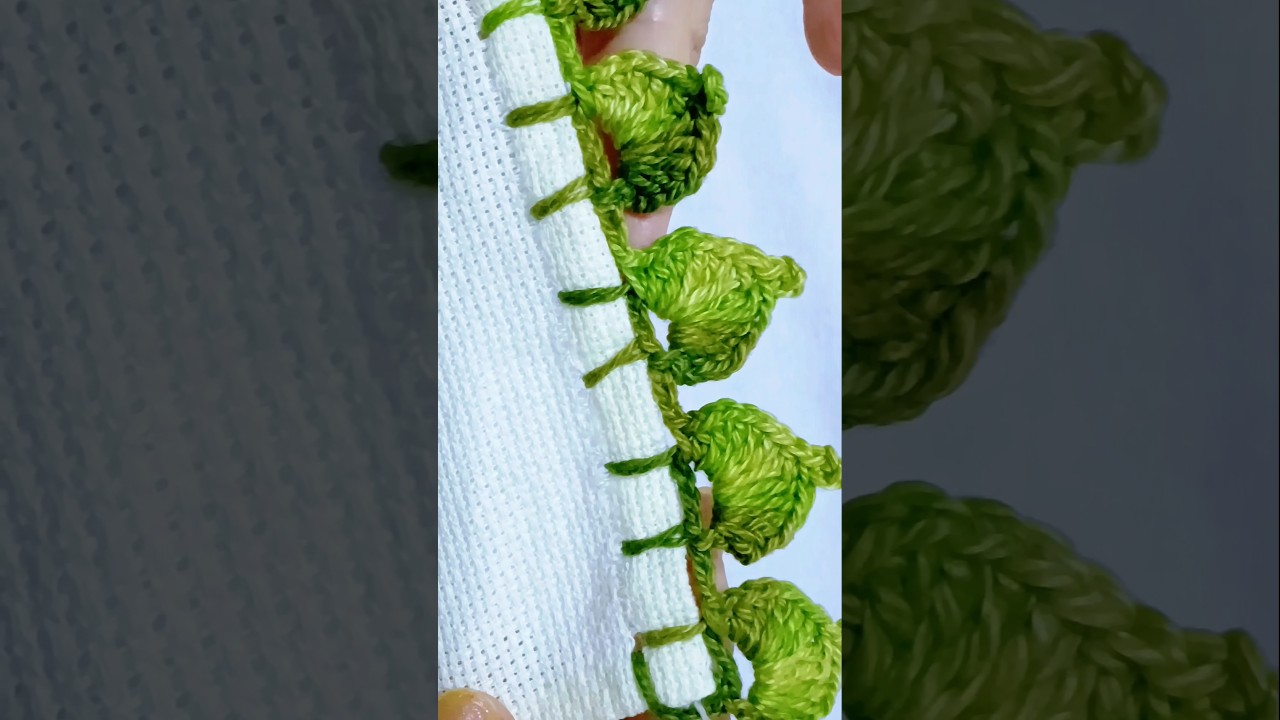 bico de crochê com folha 🍃 🍃 