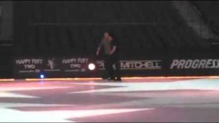 Johnny Weir - Fashion on Ice practice