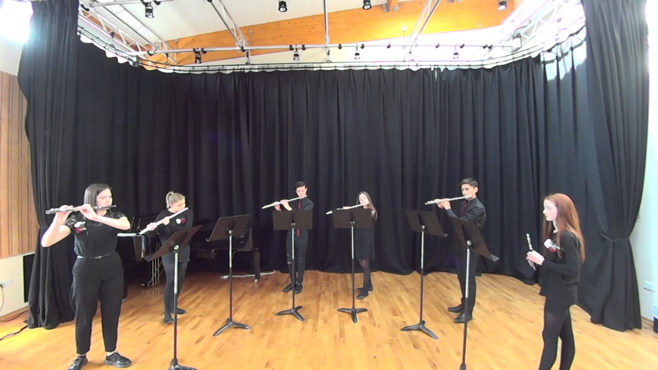 YouTube에서 "Les Six" The Dolphin by Blaz Pucihar 보기 YouTube에서 "Les Six" The Dolphin by Blaz Pucihar 보기