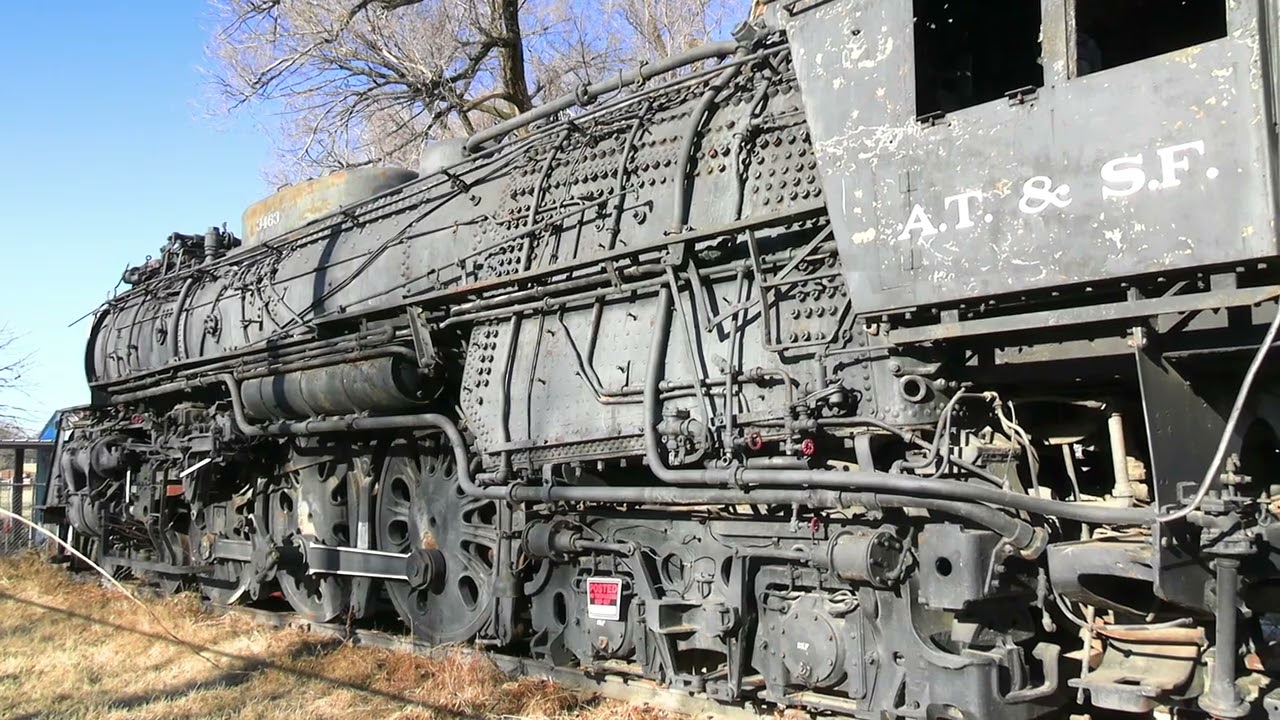 Santa Fe #3463, 4-6-4, park locomotive Topeka, Kansas - YouTube