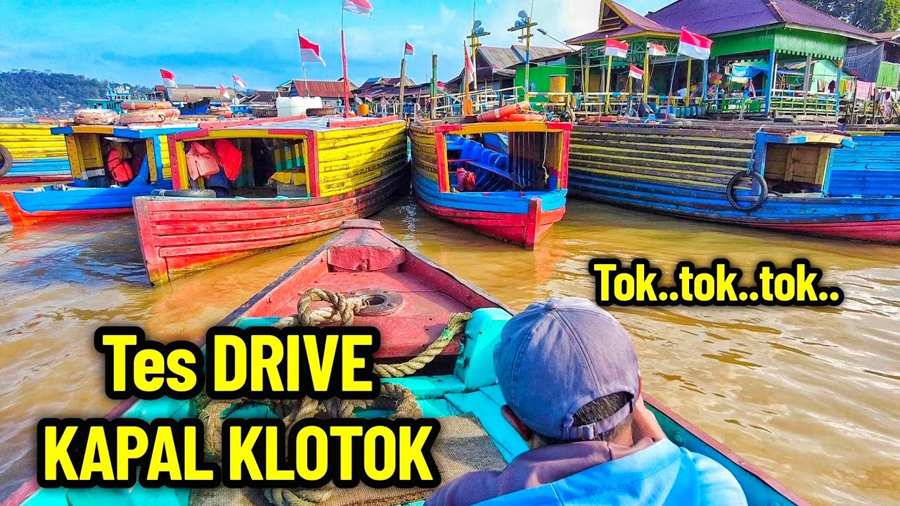 KITA COBA IKUT KAPAL KLOTOK MENYEBERANGI SUNGAI MAHAKAM SAMARINDA