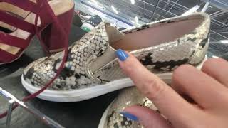 ASMR | Goodwill Shoes Show & Tell w/Voiceover (Whisper) screenshot 1
