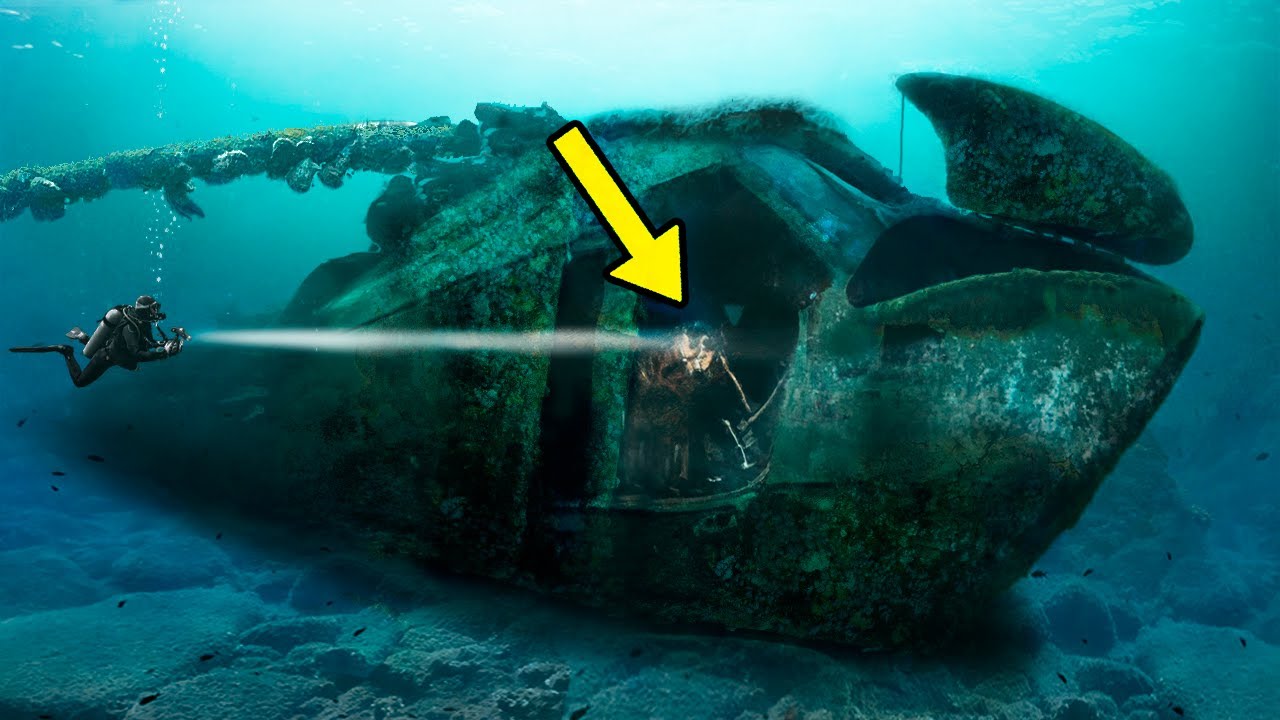 Creepy Underwater Wrecks creepy-underwater-wrecks
