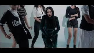 Pamela Safitri (Duo Serigala) - Sikok Bagi Duo (Cinta Bagi Dua) | Official Video Clip