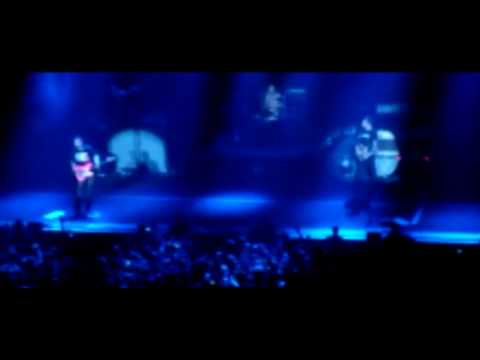 blink-182:-stay-together-for-the-kids-(live-edit-2009)
