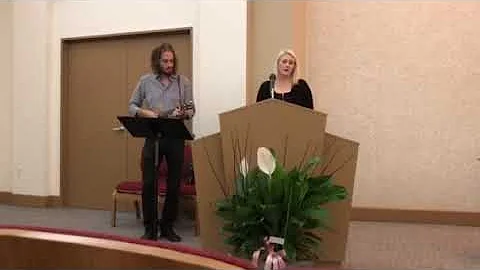 Kendall Youngworth sings Izs Somewhere Over the Ra...