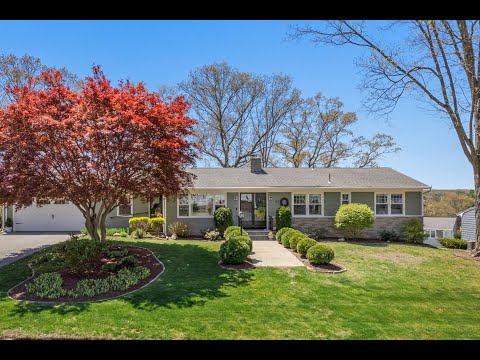 52 Woodhaven Blvd, North Providence, RI home video tour