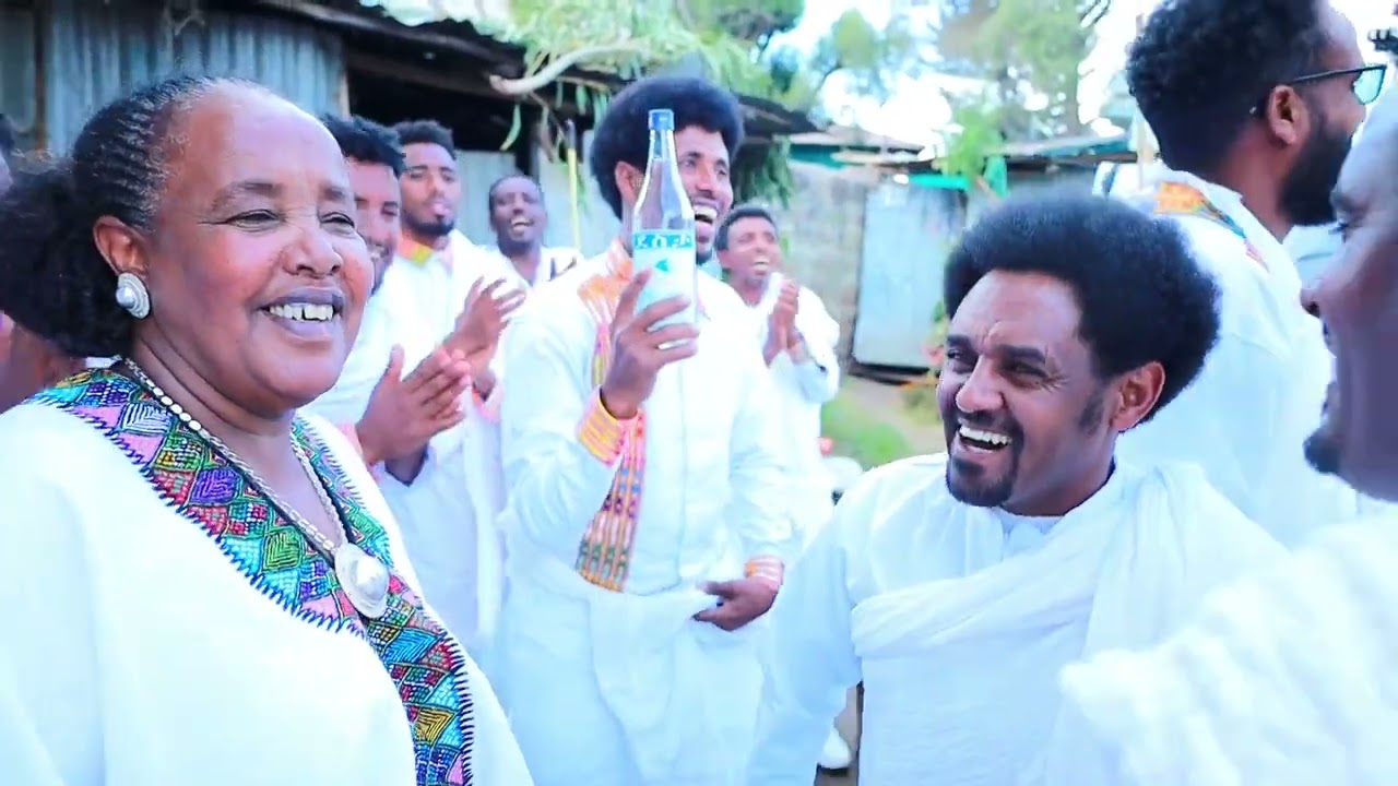 ኣብ  ማይጨዉ  ወድ  መለስን  ሁራ  ሰለስተ  ቴማን  እንዳ ማማ  መሰሉ ንዓመታኸ  ትመፁ  ዲኹም  ቃል  እንትኣትዩ ።