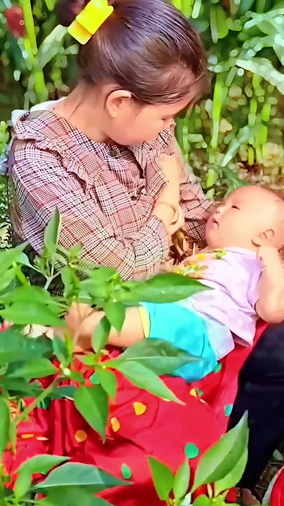 breastfeeding tutorial vlogs #baby #milk #tutorial #mom #breastfeeding #ytshorts