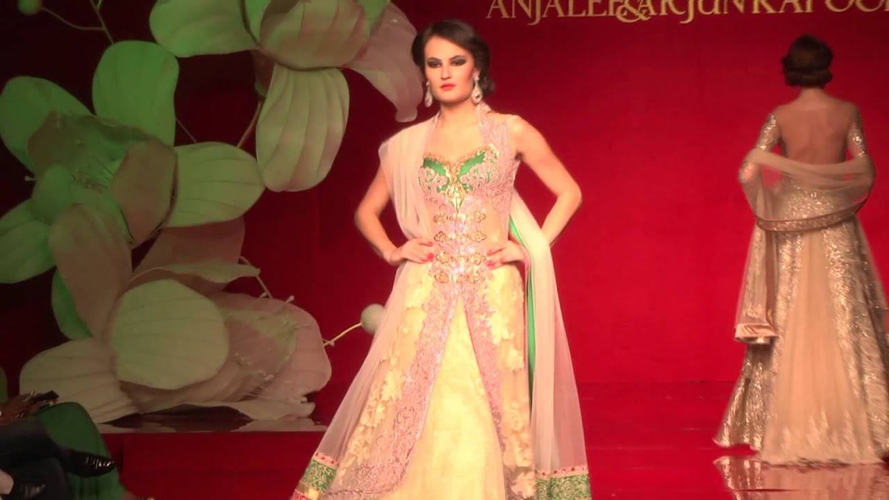 Jamawar Aria by couturiers Anjalee & Arjun Kapoor