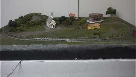 Märklin Mercedes-Benz, Inc. Diesel Switch Engine Z Scale less than 2 inches long