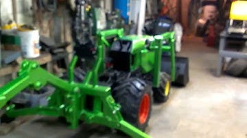 John Deere 322 Backhoe Front end loader 6