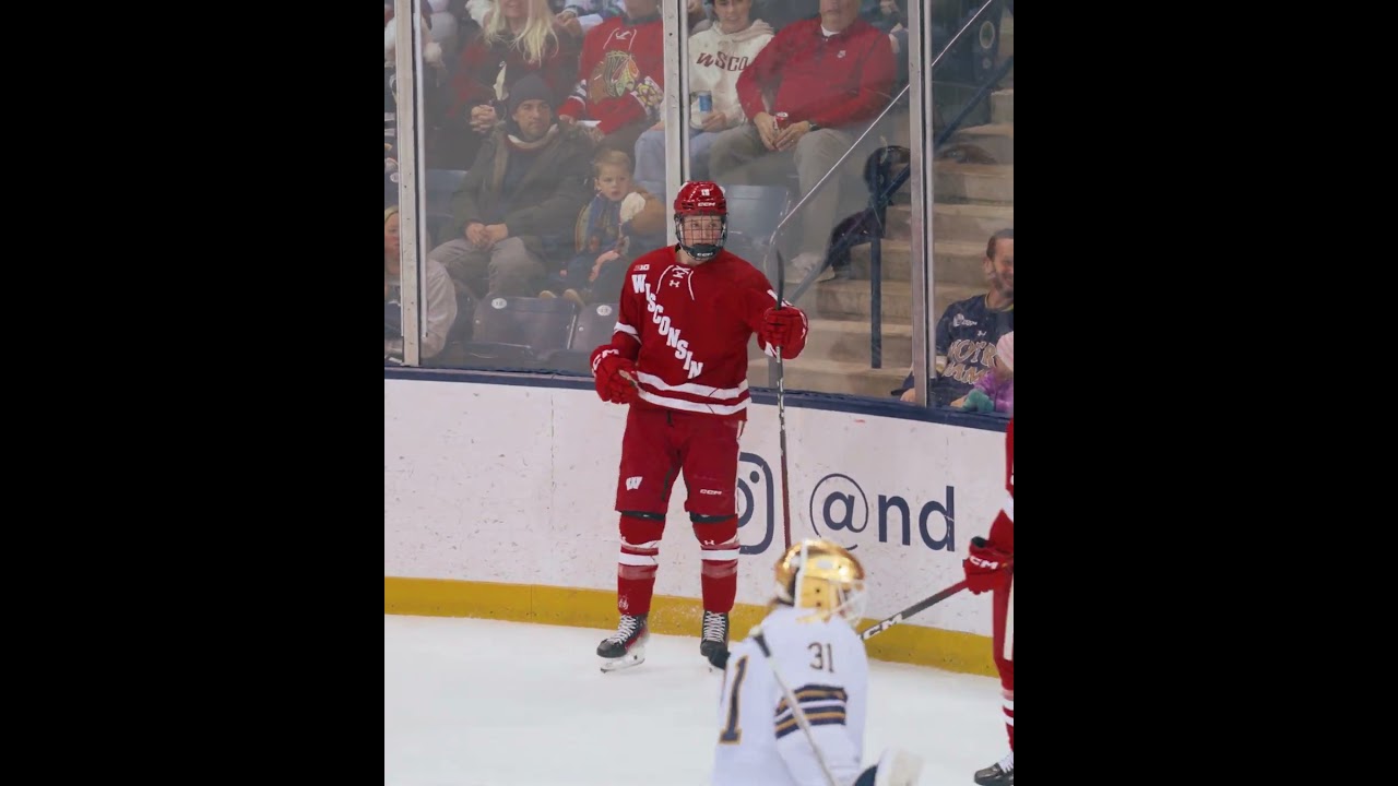 Finley keeps on scoring 🤩 || Wisconsin men's hockey 